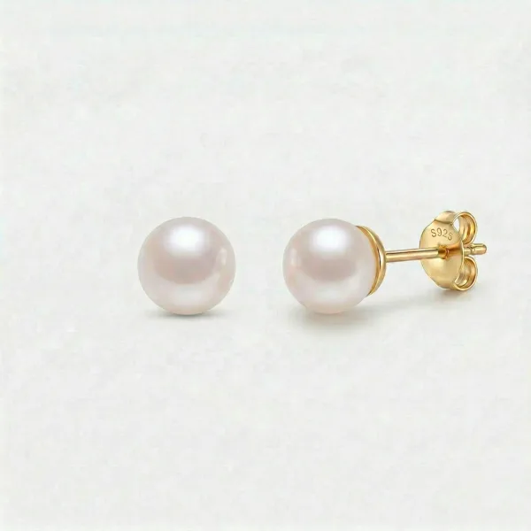 Classic Perle Stud 18K Guldbelagt 4mm i guldbelagt fra Prismila Jewellery