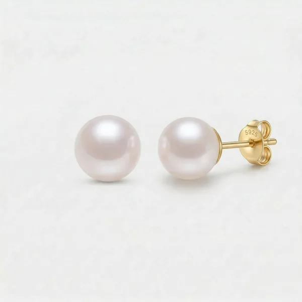 Classic Perle Stud 18K Guldbelagt 6mm i guldbelagt fra Prismila Jewellery